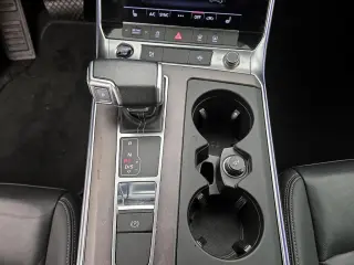 Audi A6 2024 AWD quattro Premium Plus 45 TFSI 4dr Sedan