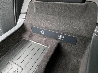 Audi A6 2024 AWD quattro Premium Plus 45 TFSI 4dr Sedan