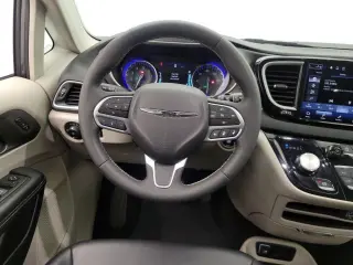 Chrysler Pacifica 2023 Touring L 4dr Mini-Van