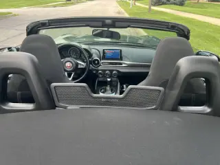 2017 FIAT 124 Spider Classica