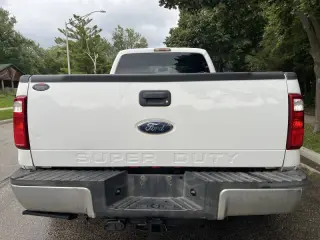 2010 Ford F-350 Super Duty XLT