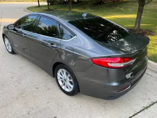 2019 Ford Fusion Hybrid SE