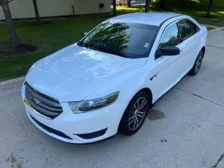 2018 Ford Taurus SE
