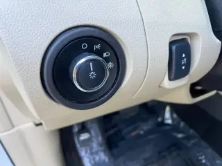 2018 Ford Taurus SE