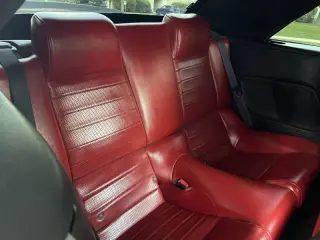 2005 Ford Mustang GT Deluxe