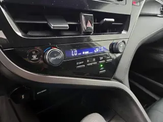 Toyota Camry 2023 AWD LE 4dr Sedan