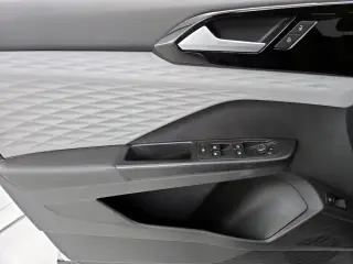 Volkswagen Taos 2022 S 4dr SUV