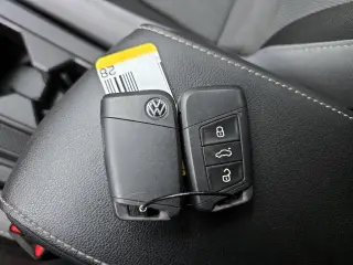 Volkswagen Taos 2022 S 4dr SUV