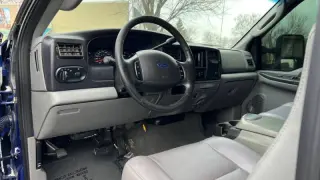 2005 Ford Excursion XLT