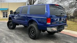 2005 Ford Excursion XLT