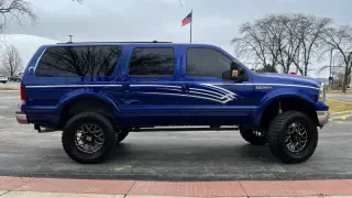 2005 Ford Excursion XLT