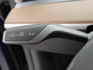 Tesla Model Y 2024 AWD Long Range 4dr Crossover