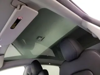Tesla Model Y 2024 AWD Long Range 4dr Crossover