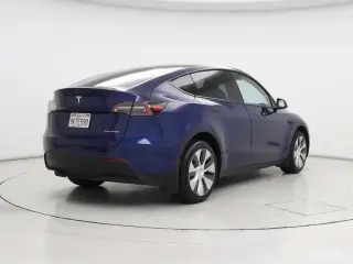 Tesla Model Y 2024 AWD Long Range 4dr Crossover