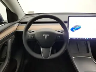 Tesla Model Y 2024 AWD Long Range 4dr Crossover