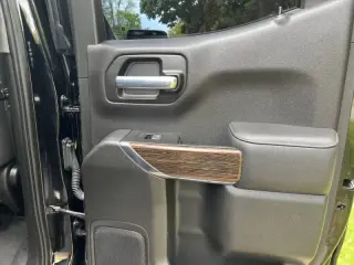 2022 GMC Sierra 1500 Limited Elevation Standard