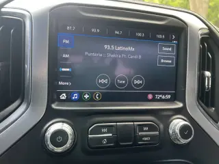 2022 GMC Sierra 1500 Limited Elevation Standard