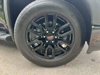 2022 GMC Sierra 1500 Limited Elevation Standard