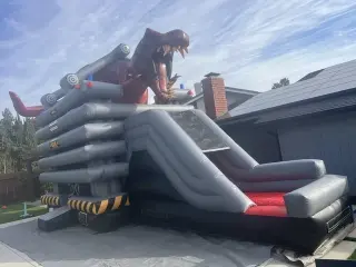 Bounce house for rent in OC 🤠