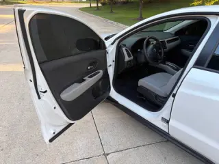 2021 Honda HR-V LX