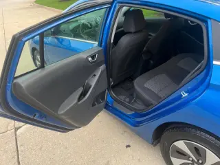 2017 Hyundai Ioniq Hybrid SEL