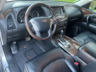 2017 Infiniti QX80