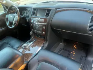 2017 Infiniti QX80
