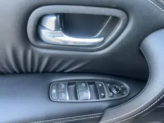 2017 Infiniti QX80