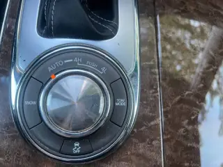 2017 Infiniti QX80
