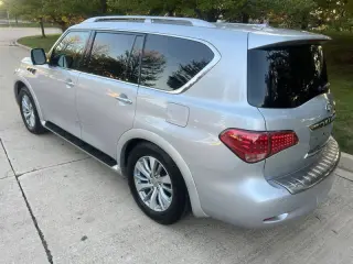 2017 Infiniti QX80