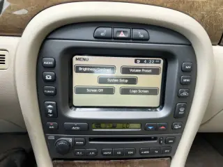 2003 Jaguar X-Type 2.5