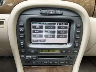 2003 Jaguar X-Type 2.5