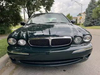 2003 Jaguar X-Type 2.5