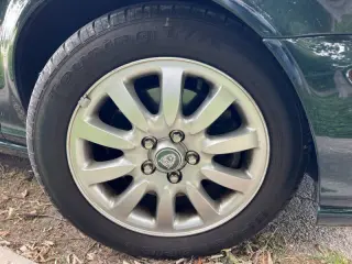 2003 Jaguar X-Type 2.5