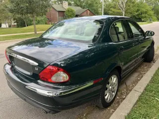 2003 Jaguar X-Type 2.5