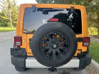 2012 Jeep Wrangler Unlimited Sahara