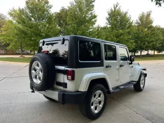 2013 Jeep Wrangler Unlimited Sahara