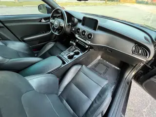 2020 Kia Stinger GT-Line