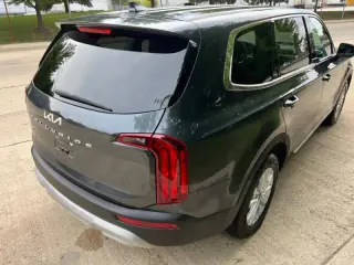 2022 Kia Telluride LX