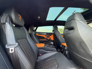 2022 Lamborghini Urus