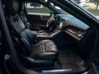 2020 Lincoln Continental Livery