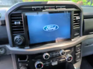 Ford F-150 2024 4x4 XLT 4dr SuperCrew 6.5 ft. SB