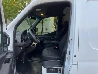2022 Mercedes-Benz Sprinter 2500
