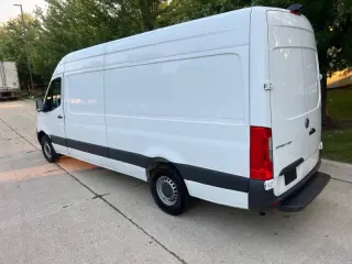 2022 Mercedes-Benz Sprinter 2500