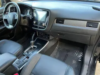 2020 Mitsubishi Outlander SEL