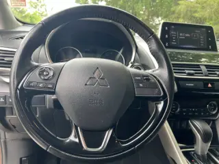 2020 Mitsubishi Eclipse Cross SE