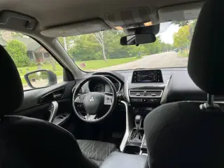 2020 Mitsubishi Eclipse Cross SE