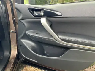 2020 Mitsubishi Eclipse Cross SE