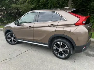 2020 Mitsubishi Eclipse Cross SE