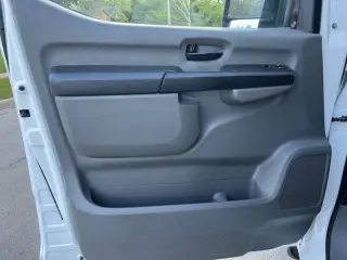 2017 Nissan NV 2500 HD S